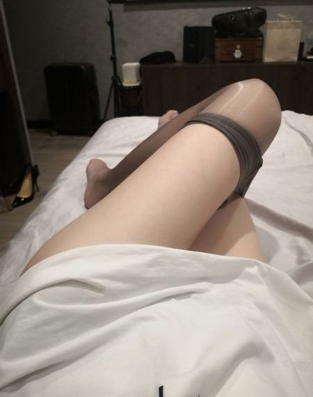 一边吃奶一边添P好爽视频_粤语中字在线观看