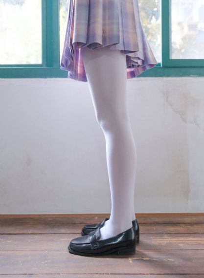 美女全裸一区二区_BD国语电影在线看