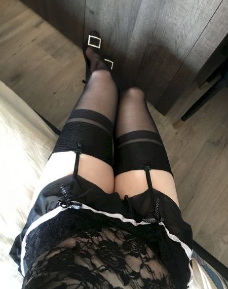 大哥不在家小叔子和大嫂偷情视频_大片在线观看