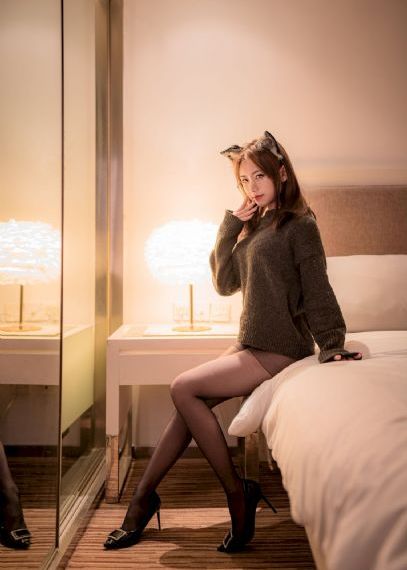 粉嫩高中生自拍视频_DVD手机免费观看完整