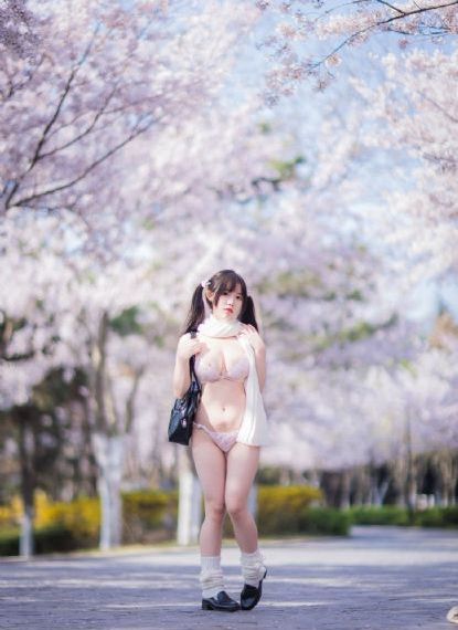 男女插插视频网站_1080P免费观看