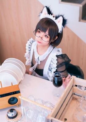 黑屄熟女精品成人社区一二三区_BD英语完整视频观看
